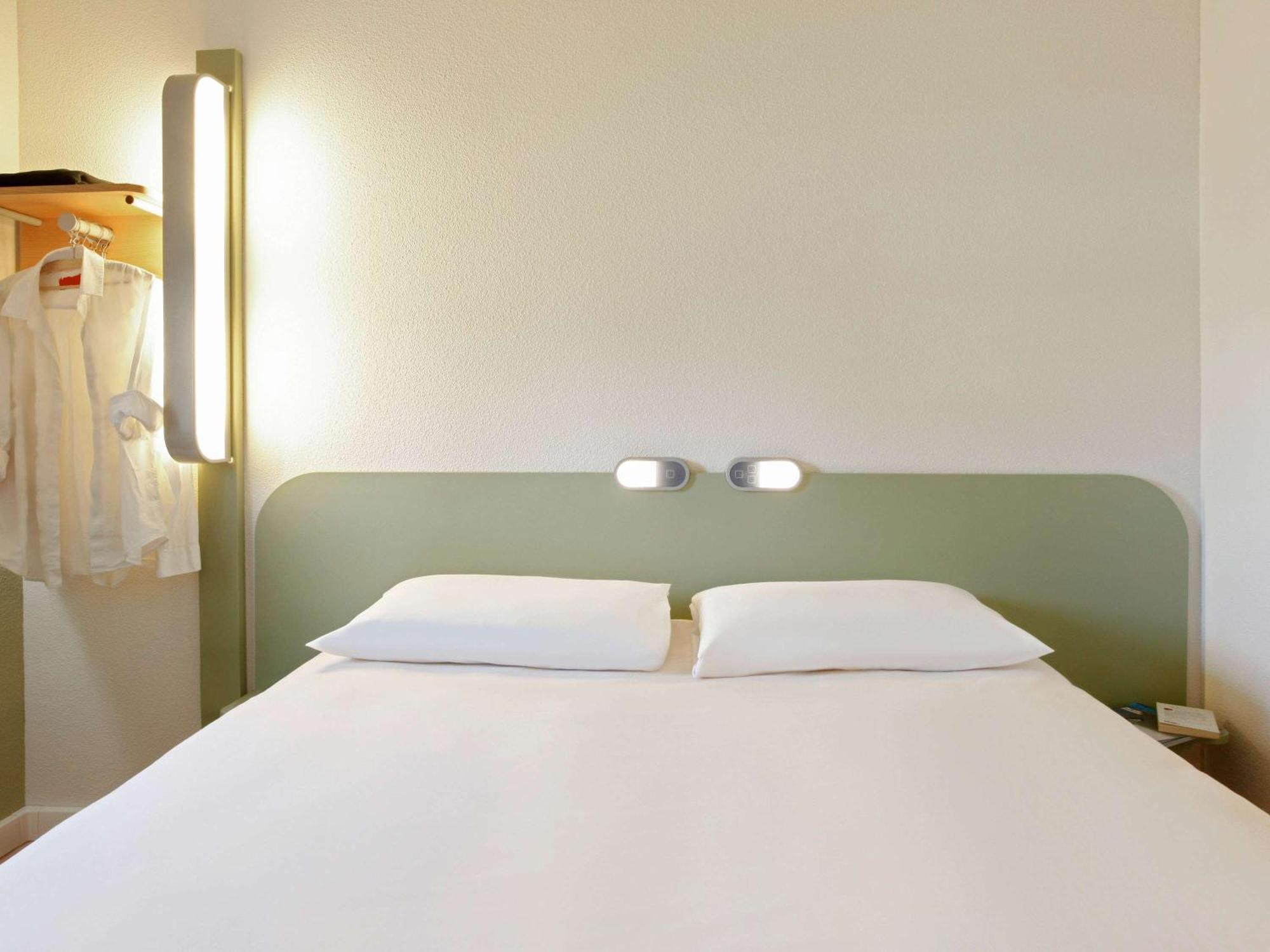 Ibis Budget Manosque Cadarache Luaran gambar
