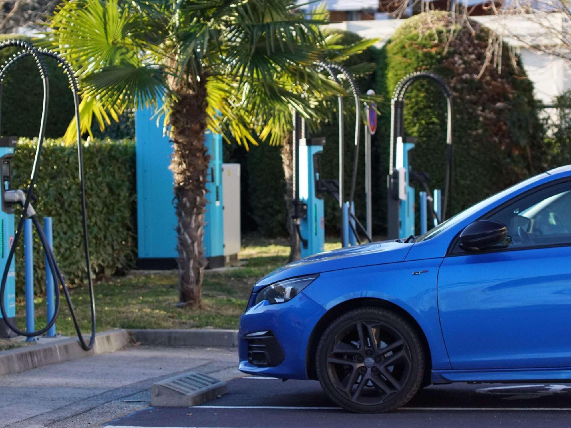 Ibis Budget Manosque Cadarache Luaran gambar
