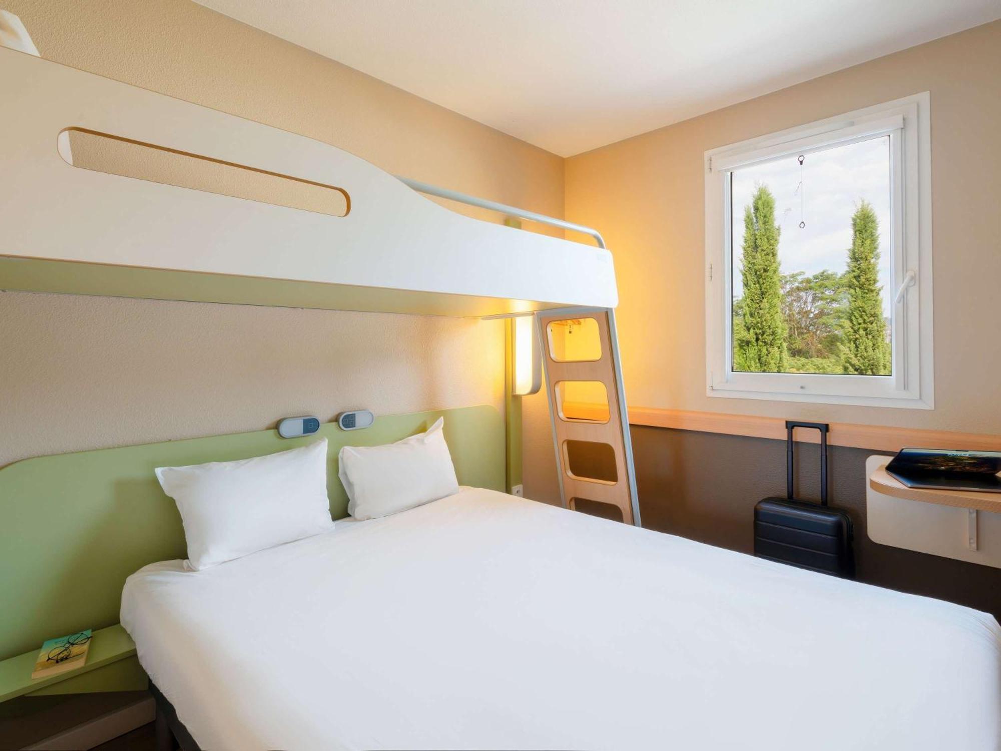 Ibis Budget Manosque Cadarache Luaran gambar