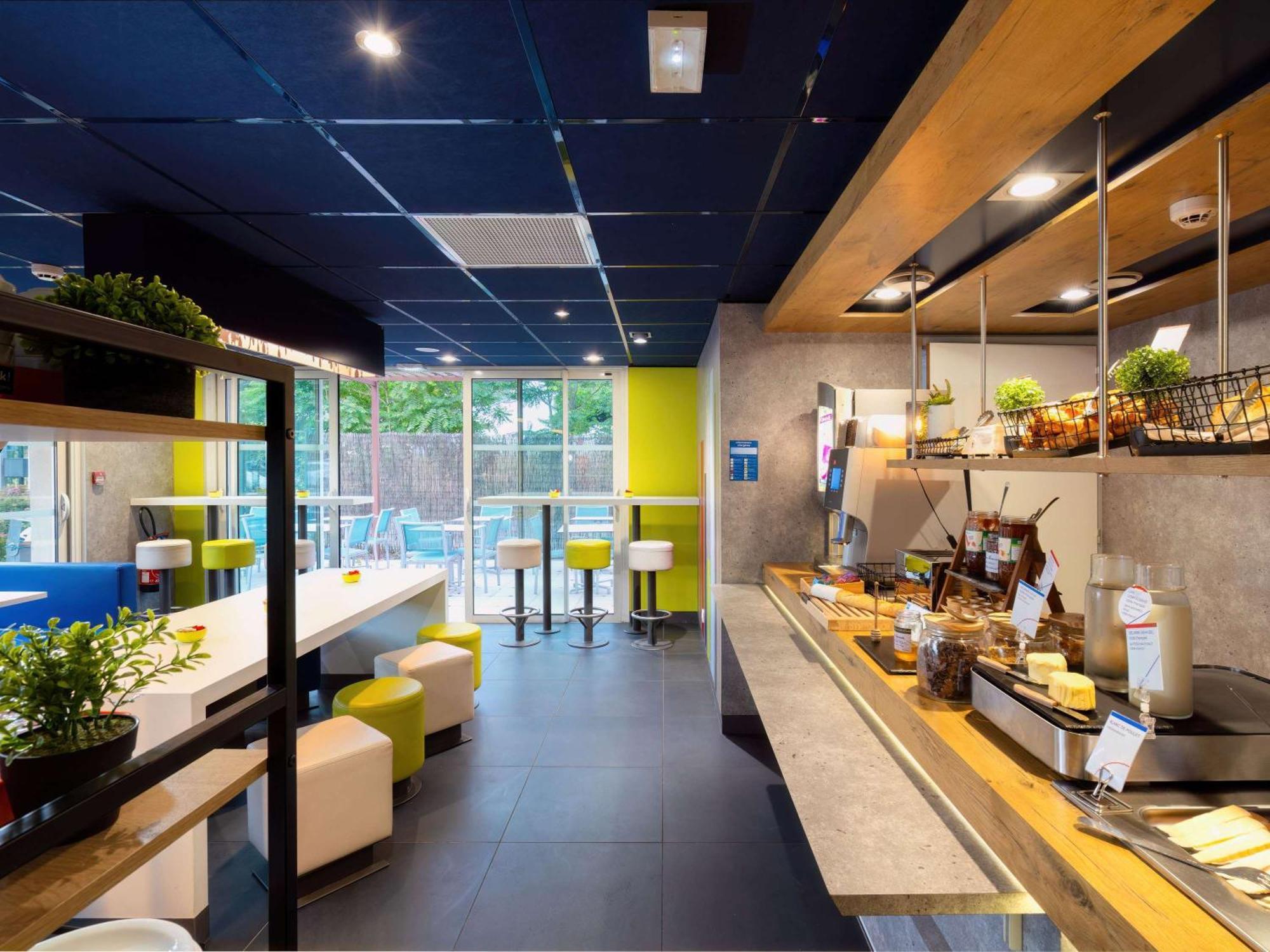 Ibis Budget Manosque Cadarache Luaran gambar