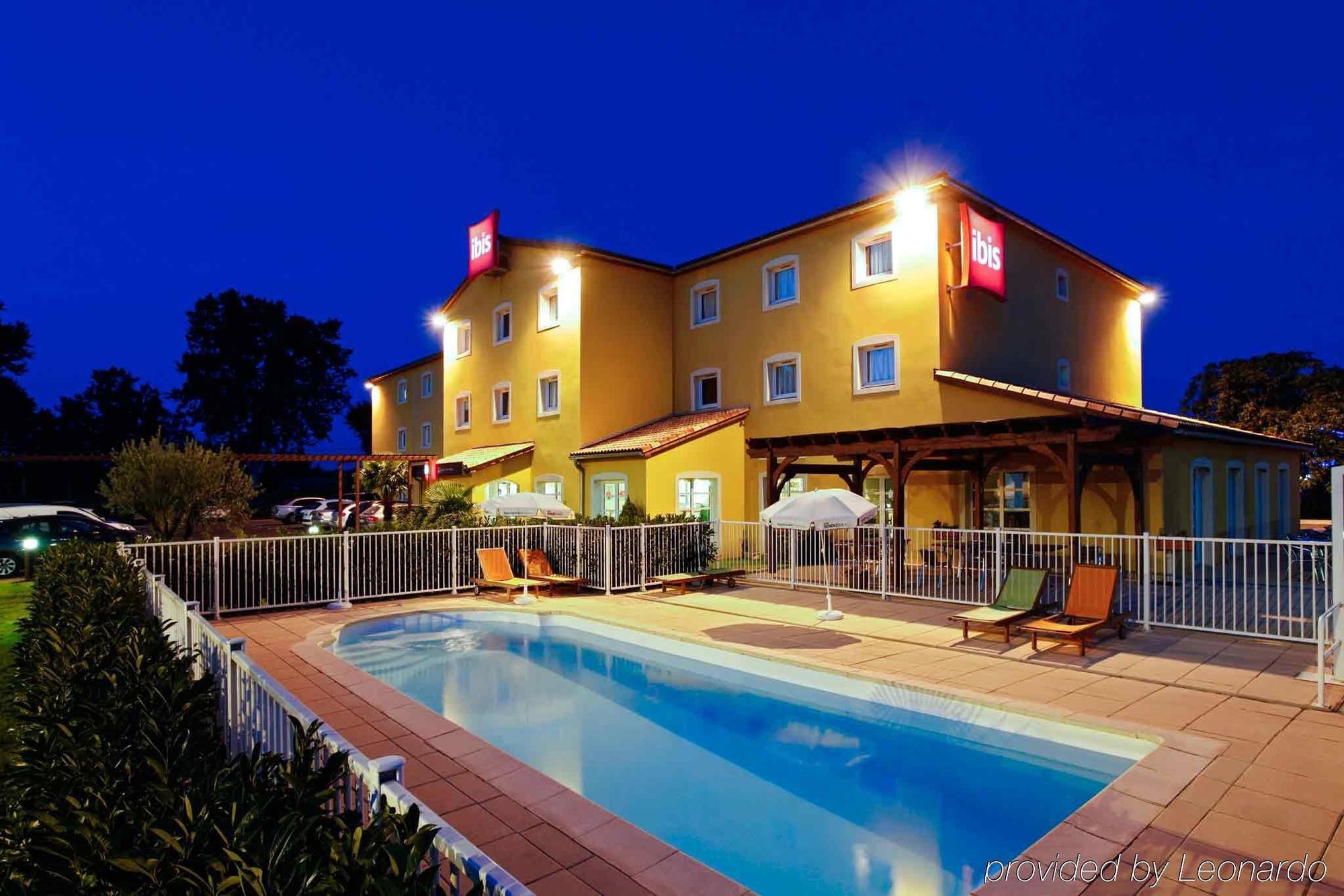 Ibis Budget Manosque Cadarache Luaran gambar